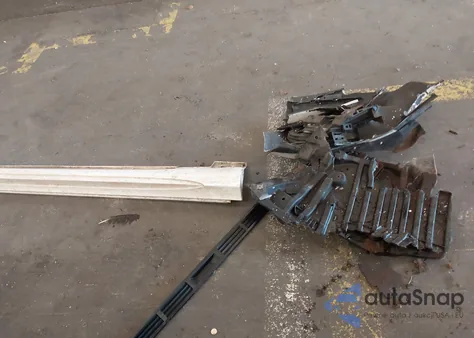 2014 Mercedes-Benz E 350 from USA, damaged, VIN WDDHF5KB7EB074689